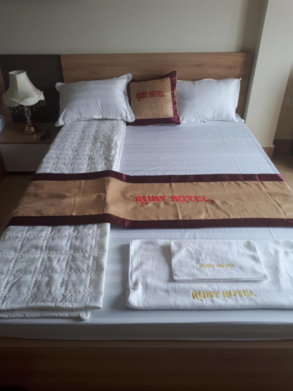 Ruby Hotel Vinh Yen Exterior photo